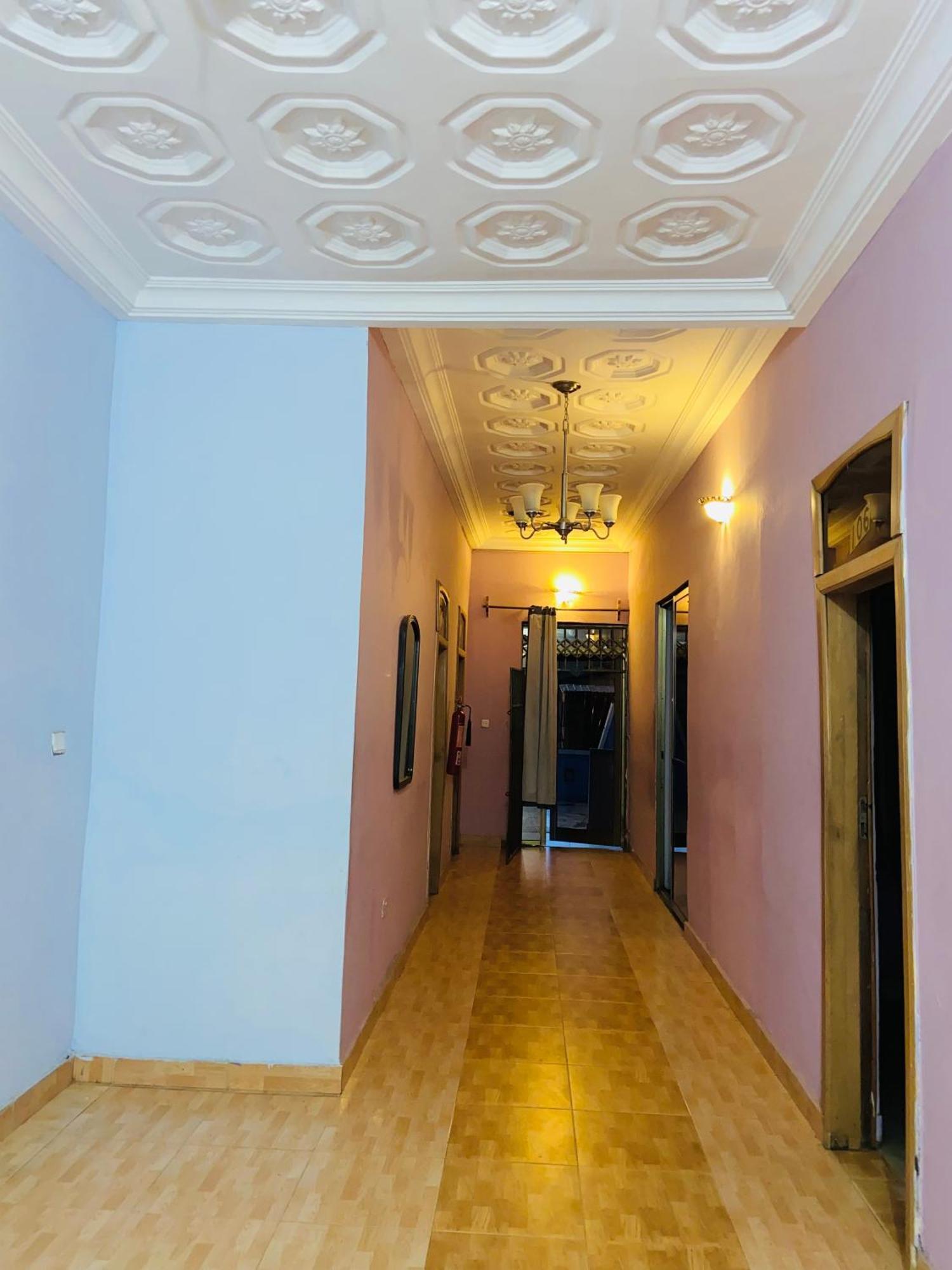 Heaven Gate Hotel Аккра Экстерьер фото